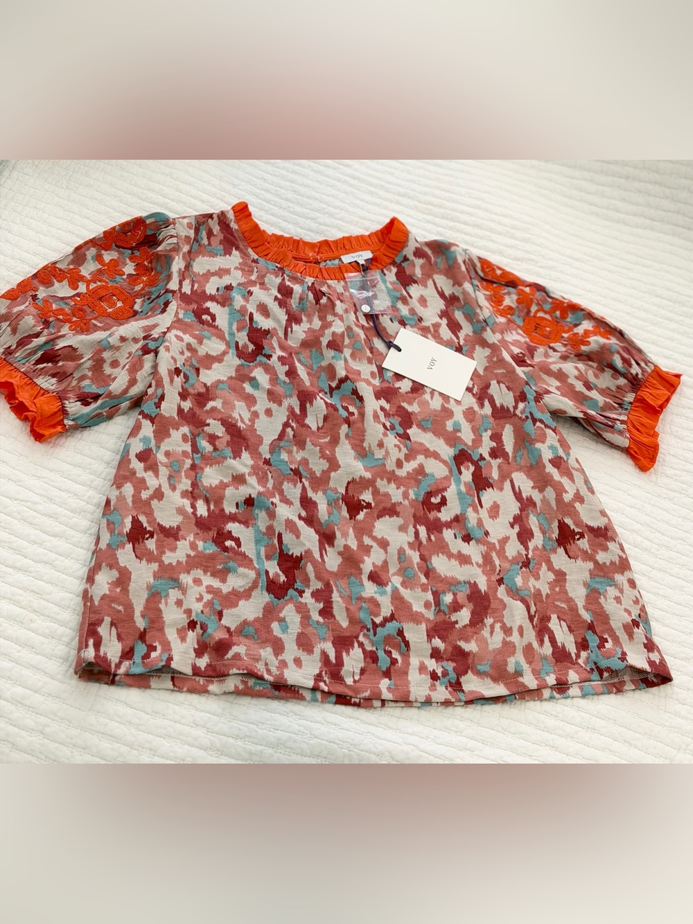 NWT Watercolor VOY Embroidered Abstract Blouse. Women’s Sz-M Embellished | Coral - Picture 6 of 12